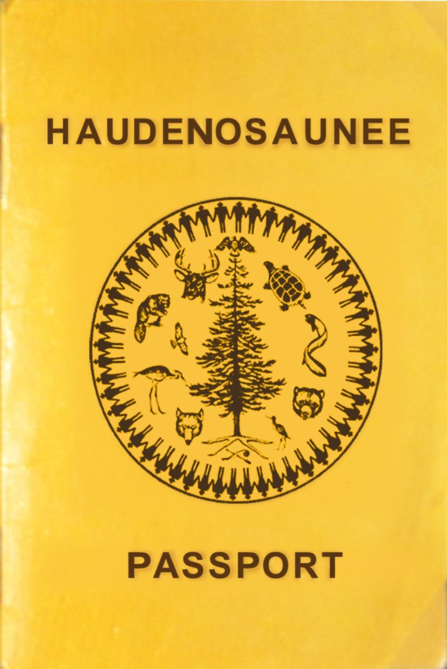 Der Einband eines Haudenosaunee-Passes.